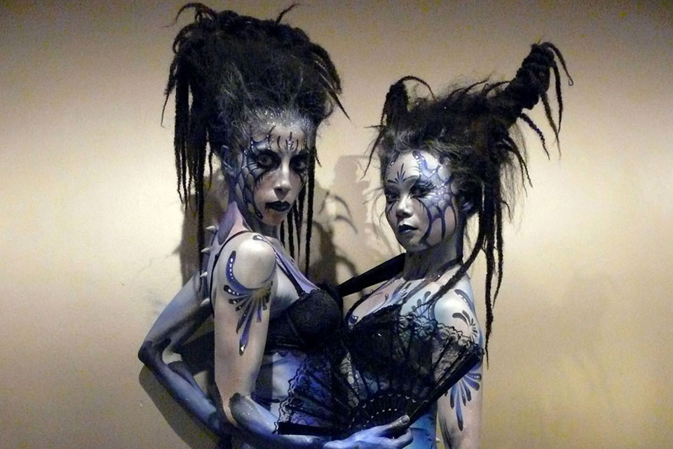 body painting realise par les artistes bodypainting de paris . Bodypainting avec effets speciaux de maquillage sfx pour le casino&nbsp; barriere