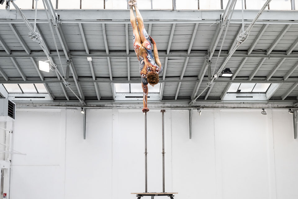 body painting sur le theme de l'animal realise pour le club de vendome à paris. Ideal pour vos soirees a theme , accueil evenementiel, festival 